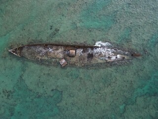 Ship Wreck in clear water