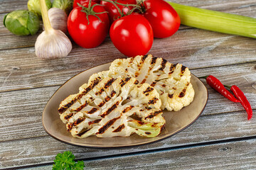 Vegan grilled cauliflower cabbage steak