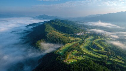 Fototapeta premium Misty mountain golf course