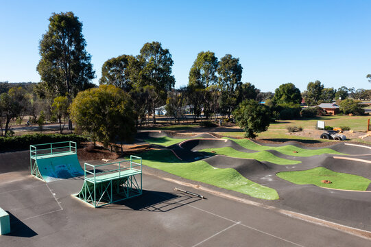 view over the skate park, pump track and playground in Darkan