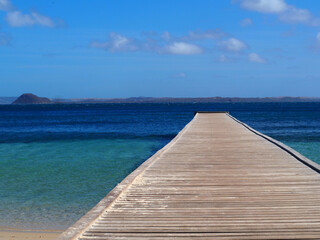 pont, ponton sur la mer