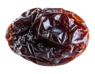 Uva Passa Única Vista de Perto com Textura Rugosa e Brilho Natural, isolada em fundo transparente – AI Gerado