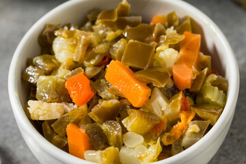 Spicy Homemade Chicago Giardiniera Peppers