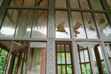 Obraz premium Window with a frame and a window pane