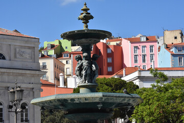 Obraz premium Fontaine de la place du Rossio, Lisbonne - Portugal