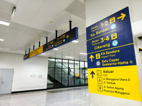 Navigating Jakarta Public Transportation Directional Signs at Train Station for Travel