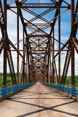 Chain of Rocks Bridge