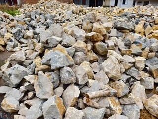 materials for making buildings from limestone