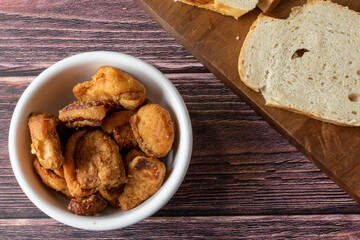 Pork cracklings