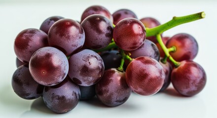 Fototapeta premium Close-up of a bunch of plump, dark red grapes (1)