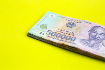 Five hundred thousand dong banknotes