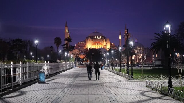 View of the Aya Sofia mosque at night, Istanbul, Turkey