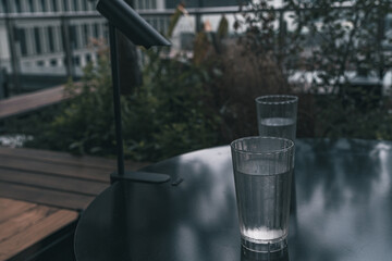 都会のテラスでランチ