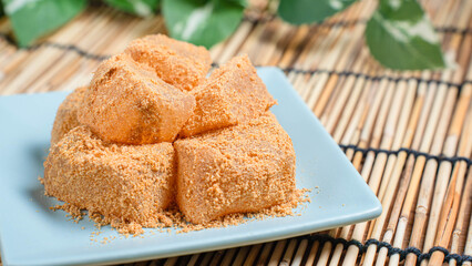 夏の涼、きな粉のわらび餅