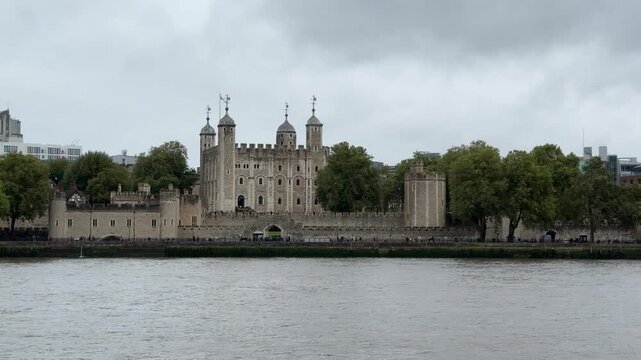 Tower of London &ndash; Historic Medieval Fortress and Landmark in England