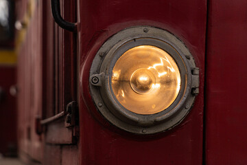 Lampa starej lokomotywy Faur L45H © Magdalena