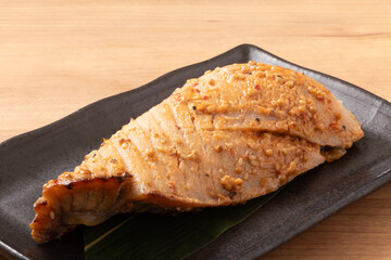 マグロ　はらも焼き