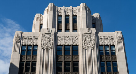 Obraz premium Ornate Art Deco Facade of a Modernist Skyscraper.