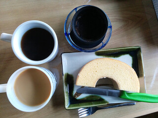 Baumkuchen and cup of coffee / できたてバウムクーヘンとコーヒーのスィーツセット