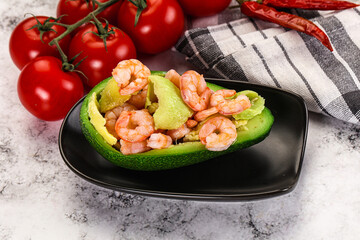 Dietary avocado cut with prawn