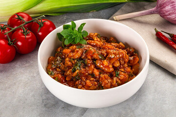 Chili con carne with beef and beans