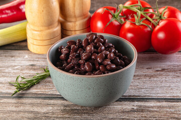 Canned black beans in the bowk