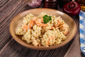 Gourmet risotto with prawn and cheese