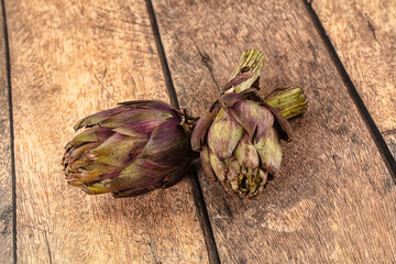 Organic food - Ripe raw green artichoke
