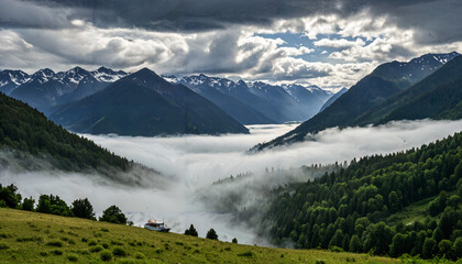 Le paysage montagneux enneig&eacute;