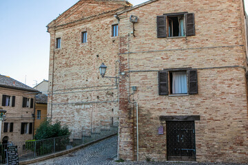 Offagna is a charming medieval hilltop town in central Italy’s Marche region, known for its well-preserved fortress, narrow cobbled streets, and panoramic views of the surrounding countryside. 