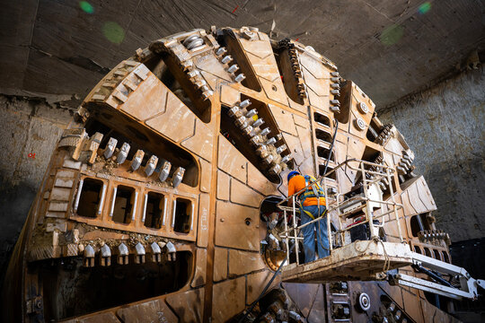 Tunnel Boring Machine (TBM)