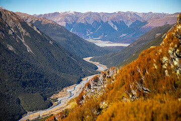 Mountain scenery of Arthur’s Pass, winding State Highway 73, river valley and surrounding alpine peaks seen from Avalanche Peak trail in Arthur’s Pass National Park, Canterbury, South Island, New Zeal © Jakub