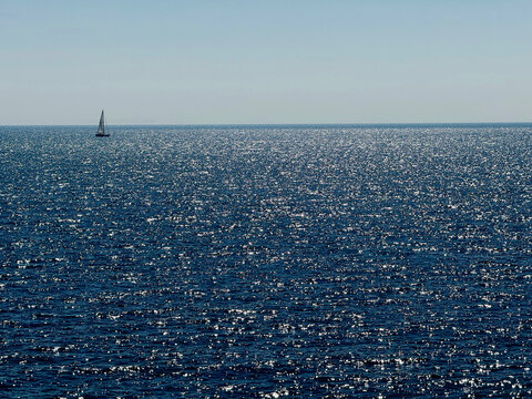 Sparkling blue ocean and clear sky.