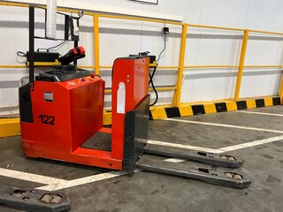 Charging forklifts in a warehouse