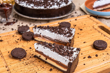 Torta cookies and cream chocolate