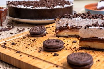 Torta cookies and cream chocolate