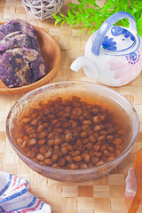 Mung bean sweet soup  in a glass bowl 