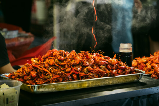 Spicy Hunan Crawfish (Xiao Long Xia) at a Vibrant Night Market in Changsha, China