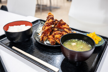 日本の岡山県倉敷市で食べたとても美味しい鶏料理
