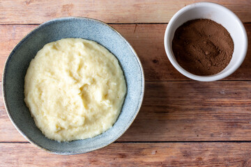 Semolina pudding