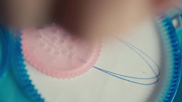 Drawing a Hypotrochoid Figure Using a Spirograph