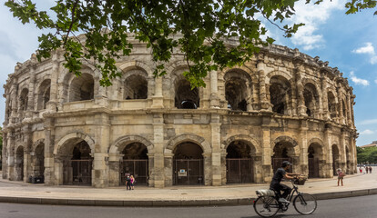 Obraz premium Les arènes de Nîmes 