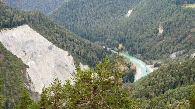 Magnificent view of the Rhine Gorge, also known as the Ruinaulta or &ldquo;Swiss Grand Canyon&rdquo;, from the &ldquo;Il Spir&rdquo; point near Flims. The Rhaetian Railway line from Chur to Illanz runs through the gorge.