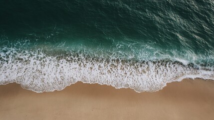 Gentle Ocean Waves Rolling on Shore at Dusk – Serene Coastal Scene with Soft Foam and Calm Tides