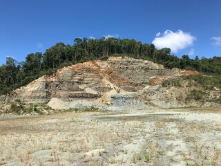 Cascalheira abandonada