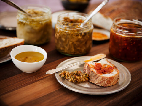 Bread with fresh Tapenade 