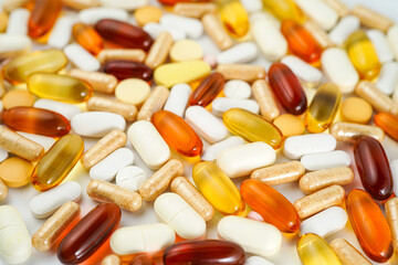 vitamin supplements capsules pill, softgel, fish oil, omega 3, vitamin E