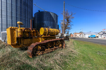 Vintage tractor points down Willard Street