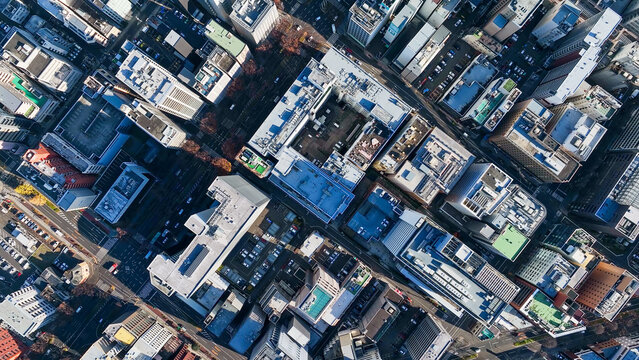現代都市のドローン真俯瞰空撮
