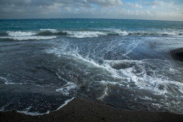 Fototapeta premium 打ち寄せる波。